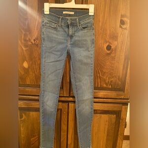 710 Super Skinny Light Wash Levi’s